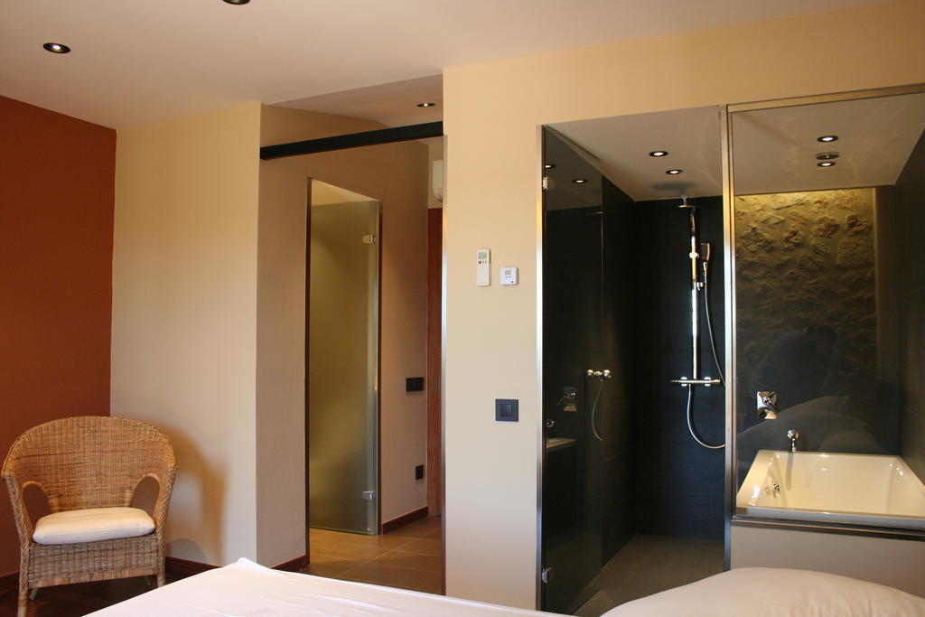 Hotel Mas Oliveres Pla De Palau Llers Rum bild