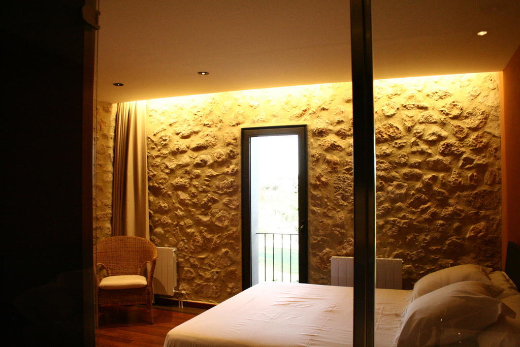Hotel Mas Oliveres Pla De Palau Llers Exteriör bild